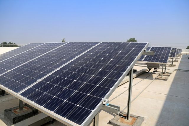 Como os Painéis Fotovoltaicos Transformam a Luz Solar em Energia Elétrica?